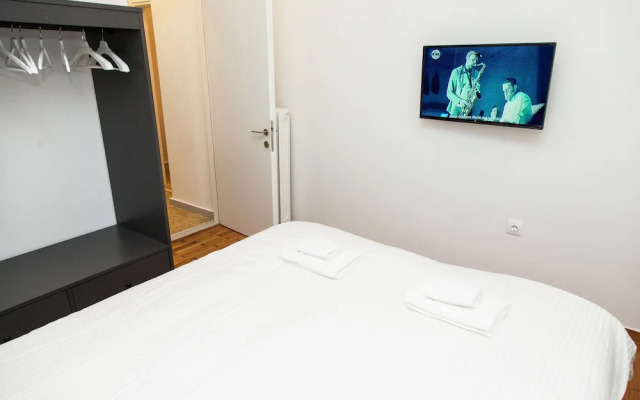 Amazing Modern Apt in Athens DT