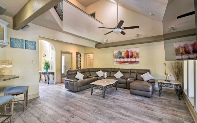 Waterfront Family Home w/ Patio in Hitchcock