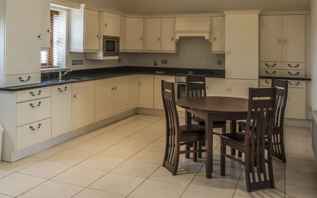 New Forest Golf Club Apartments