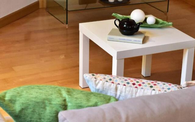 ALTIDO Spacious 2 BR Apt with Terrace in Cernobbio