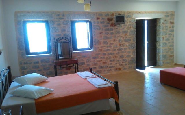 Onar Mani Suites