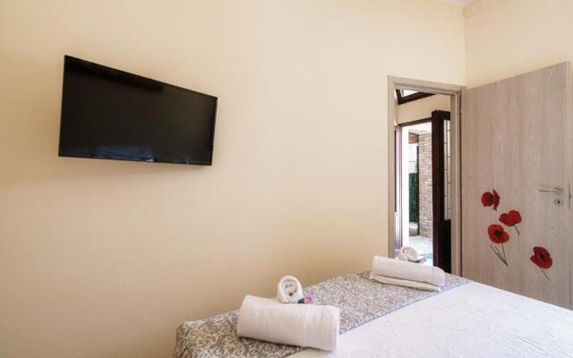 La Corte Apartments