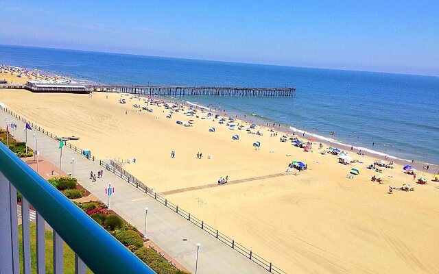 Moxy Virginia Beach Oceanfront