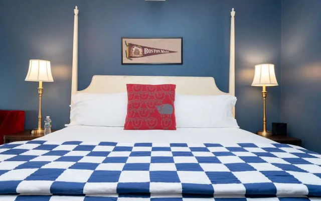 The Kendall Hotel at the Engine 7 Firehouse