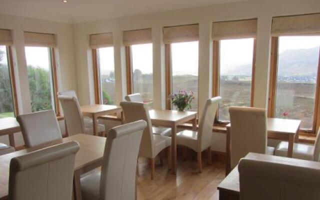 Seafar Guest Rooms