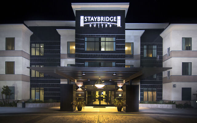Staybridge Suites Carlsbad by IHG