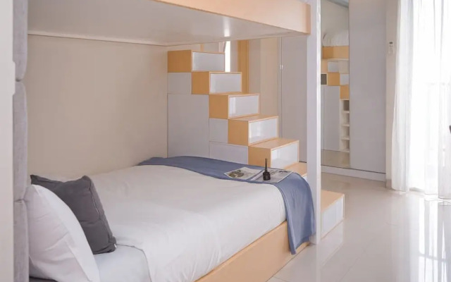 Combined and Spacious 1BR Apartment at Parkland Avenue