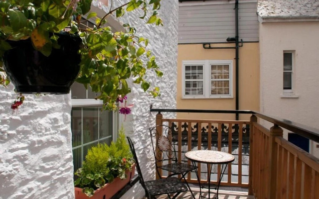 Courtyard House