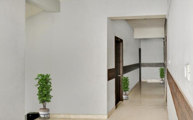 Eesha Ncore Rooms by Oyo