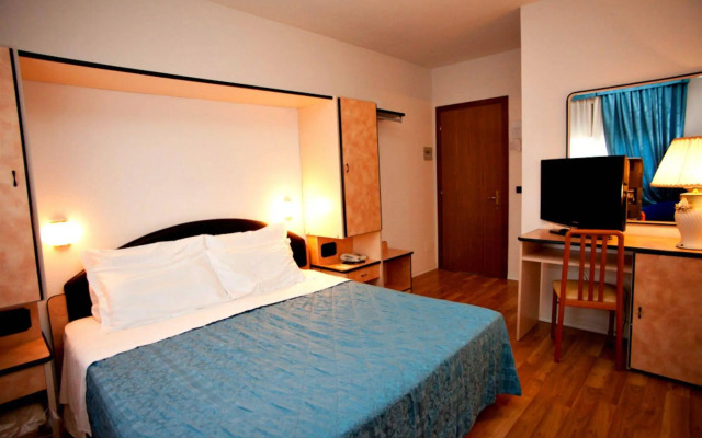 Hotel Mini Palace Country House