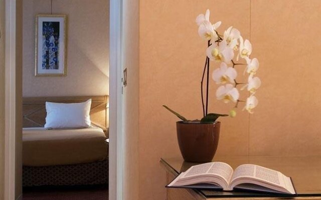 Royal Garden Champs-Elysées