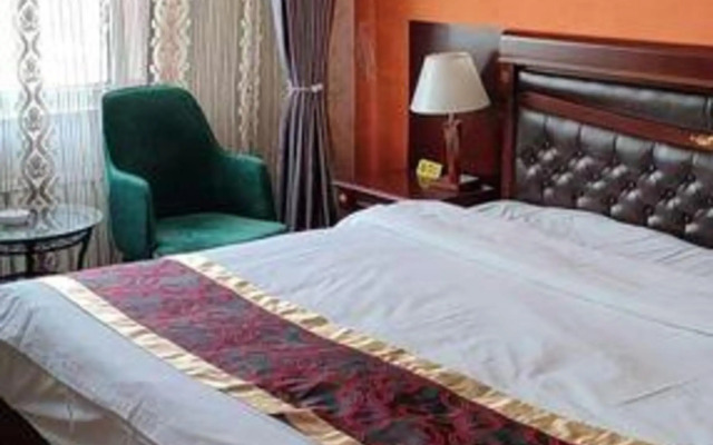 Jinqiao Hotel