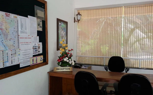 Casa Amarilla