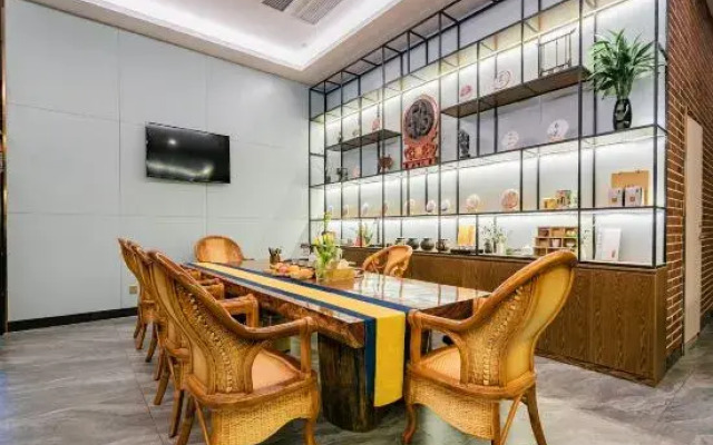James Joyce Coffetel (Pu,er,ChuangjiShangcheng）