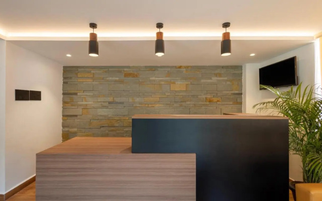 Treebo Premium Vapr Ashok Nagar