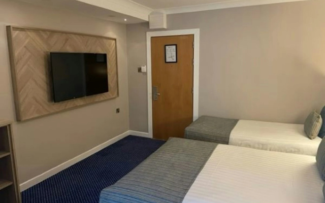 Rochestown Lodge Hotel