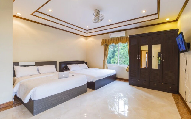 Angel Green Pool Villa Pattaya