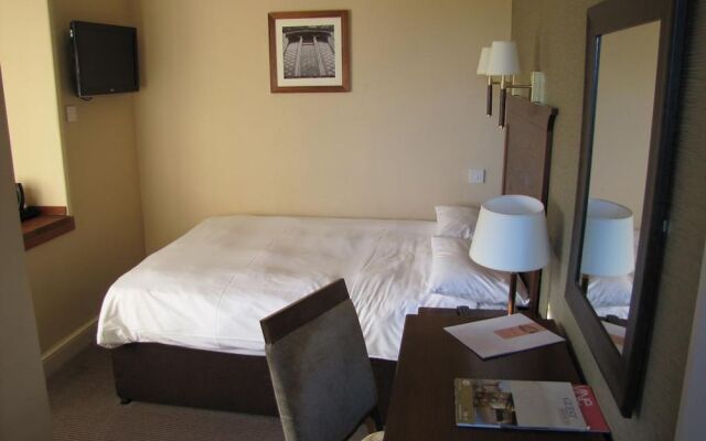 Kings Arms Hotel Westerham by Greene King Inns