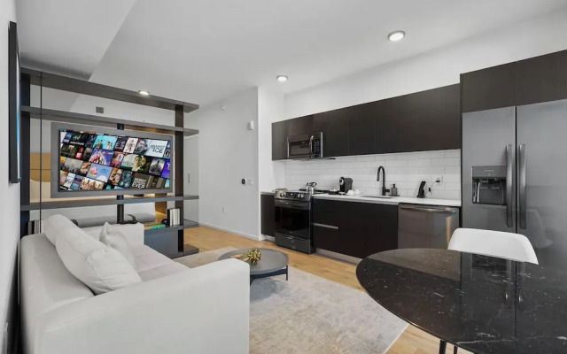 Beautiful Studio Near Bayfront Park