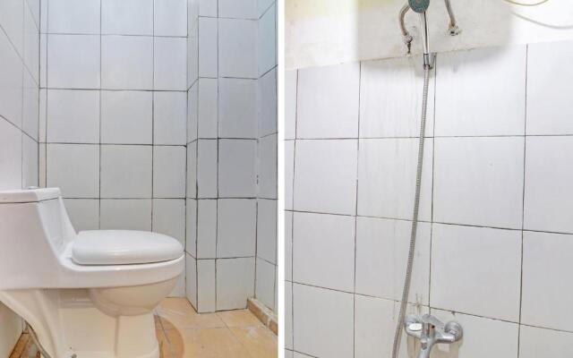 Capital O 91690 Moza Guest House