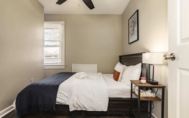 Historic CozySuites 4BR 2BA