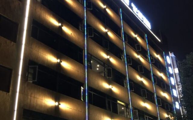 Mianyang Huaxin Hotel