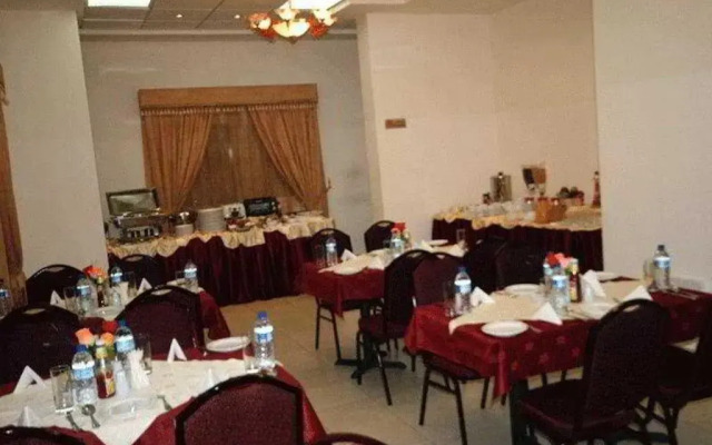 Rose Garden Hotel Apartments - Bur Dubai