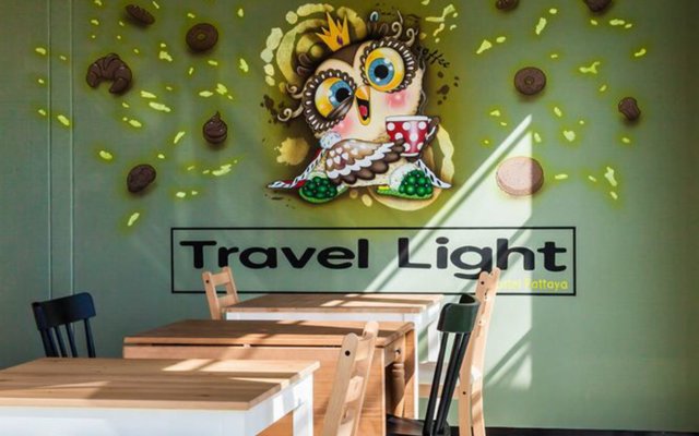 Travel Light Hostel Pattaya