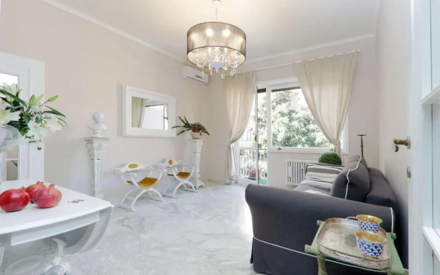 White Apartment San Pietro