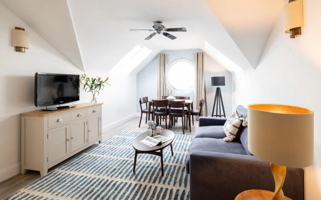 SACO Jersey Merlin House