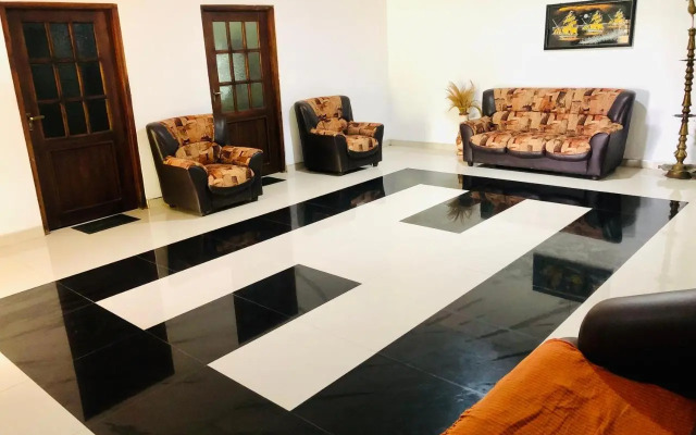 Bangalawa Guest 01