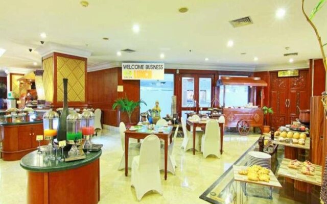 Grand Arkenso Parkview Hotel