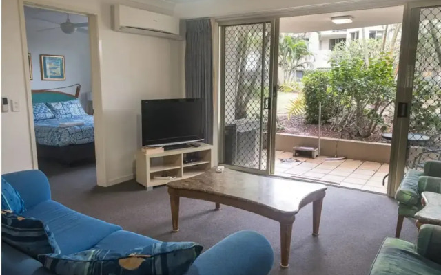 Beach Resort Ground Unit With Parking