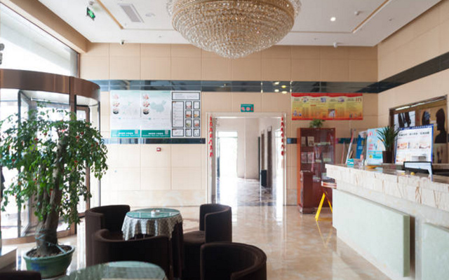 GreenTree Inn Wuhu Wuhu County Yingbin Avenue World Trade South Building Express Hotel – Lobby – Wuhu