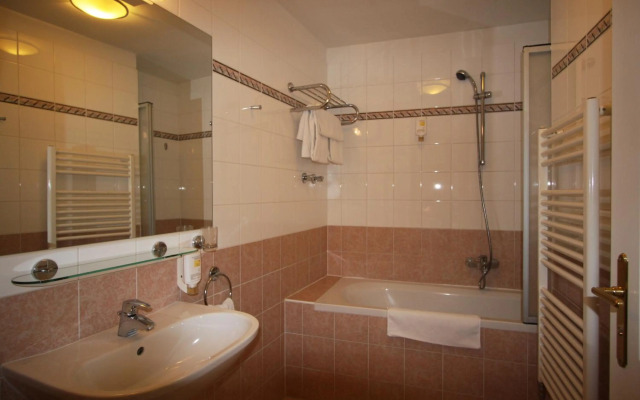Suite Hotel 900m zur Oper