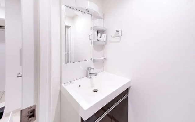 Sunshine Tower 203