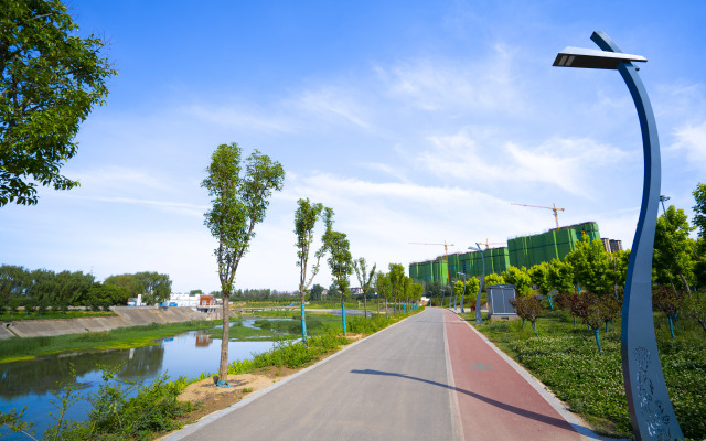 Riste Hotel (Luoxin industrial cluster, Xin'an County)