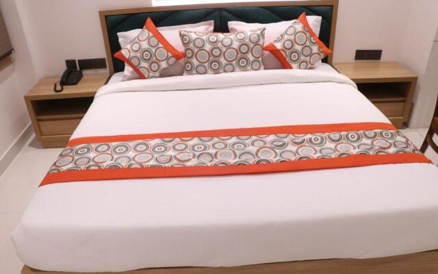 Hotel Mayra Grand By Mayra Group Of Hotels