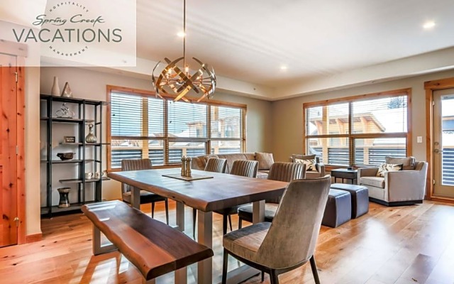 White Spruce Lodge by Spring Creek Vacations