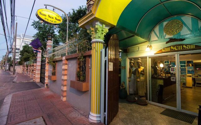 Samsensam Place Hotel
