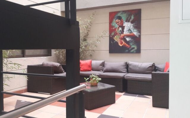 Apartahotel Montes sede de la Av 70