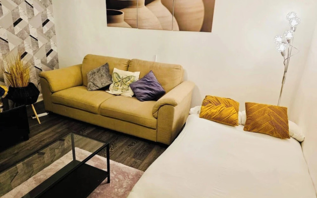 Cosy Liverpool Apartment Upto 8 Guests