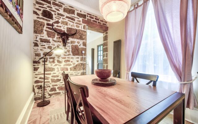 Maya's Glasgow Holiday Homes