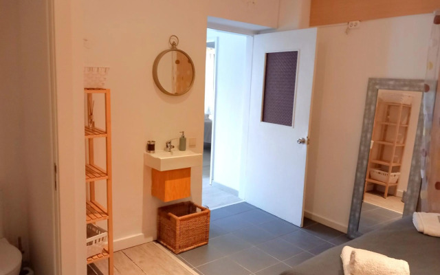 Charm Discovery Principe 7