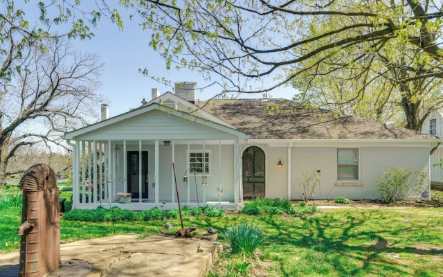 Historic & Spacious Family Home in Nicholasville!