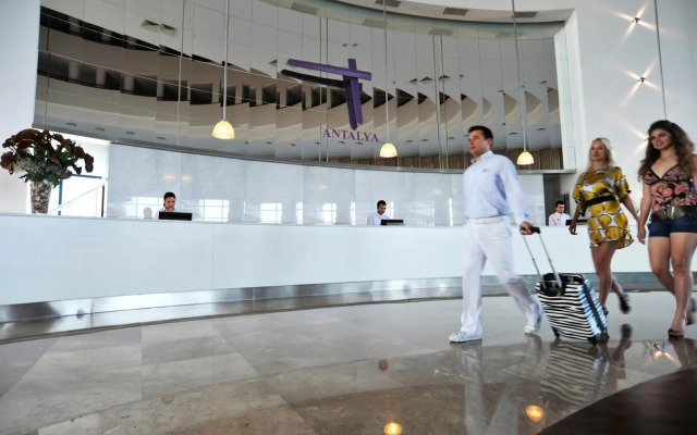 Baia Lara Hotel