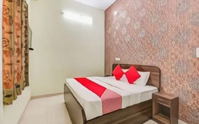 OYO 78440 Hotel Bigas