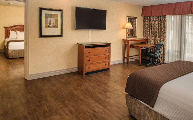 Red Lion Hotel Pasco Airport & Conference Center