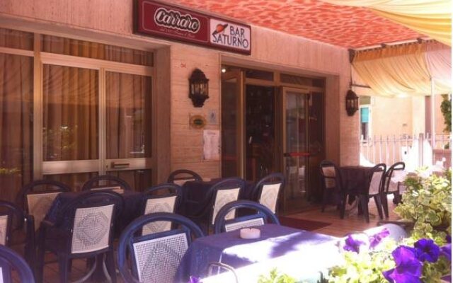 Hotel Saturno