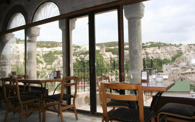 Tekkaya Cave Hotel